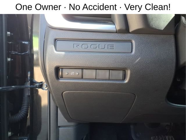 Used 2023 Nissan Rogue S AWD/4WD image 14