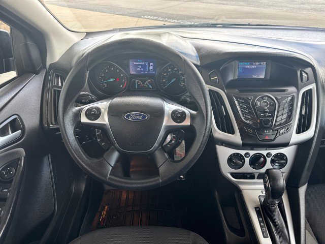 Used 2013 Ford Focus SE FWD image 8