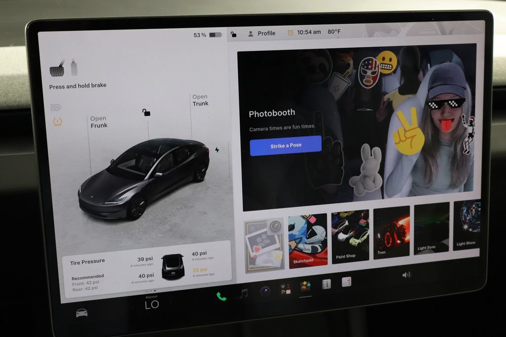 Used 2024 Tesla Model 3 Long Range AWD/4WD image 23
