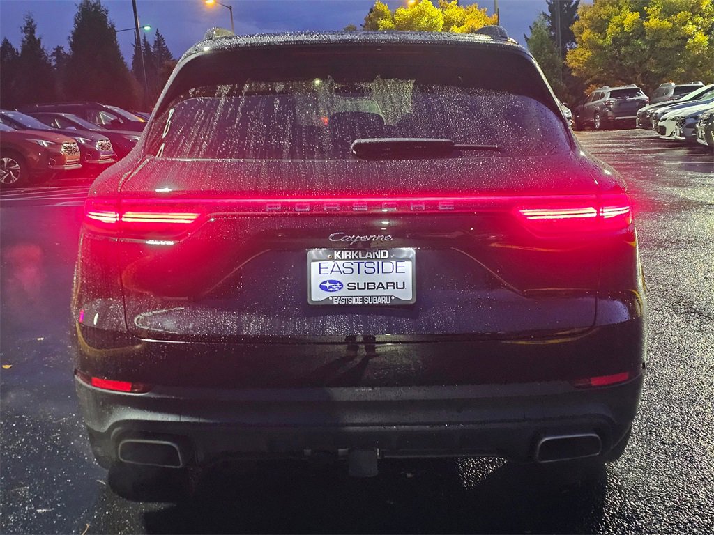 Used 2022 Porsche Cayenne image 6