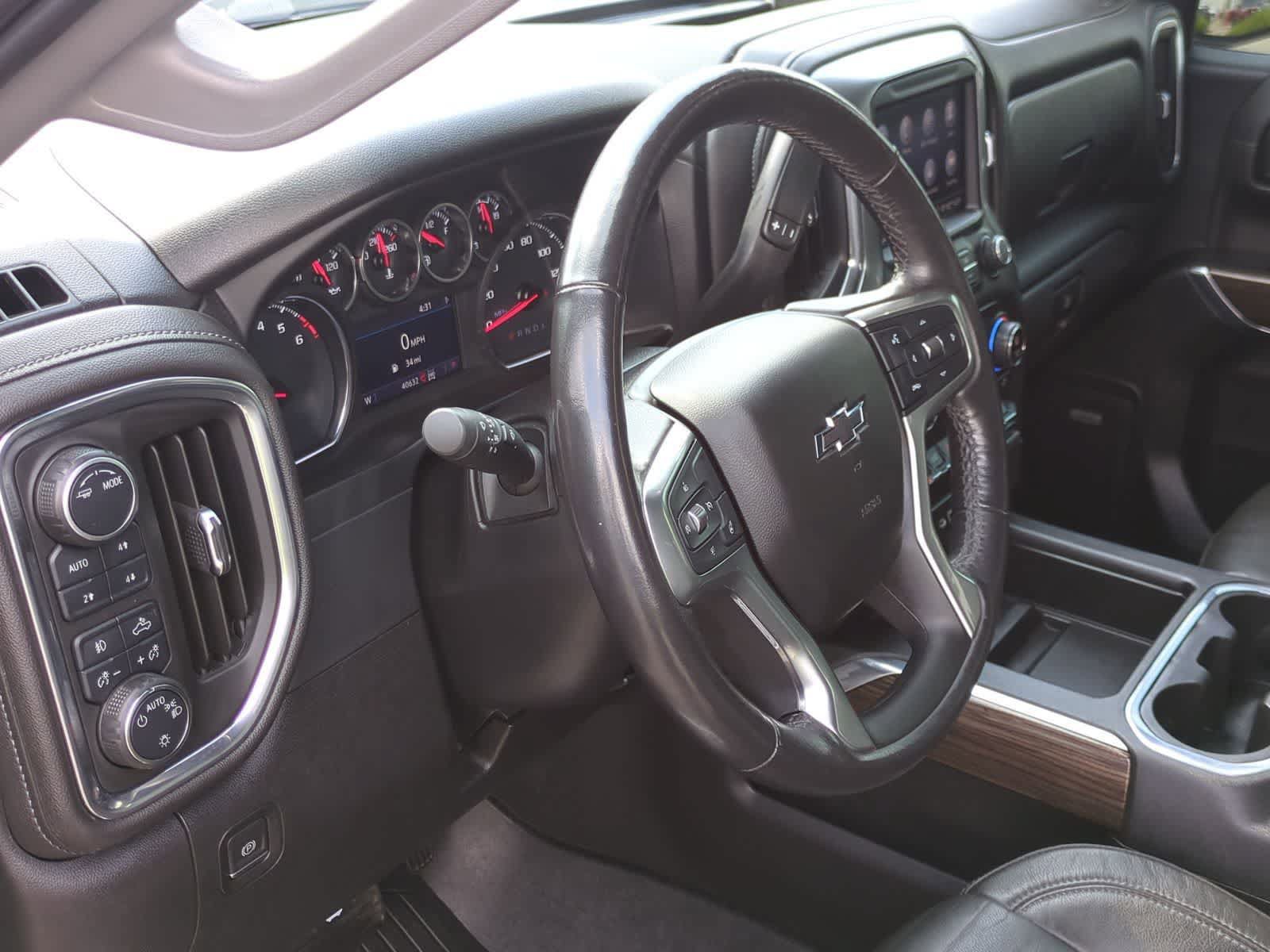 Used 2020 Chevrolet Silverado 1500 LT Trail Boss AWD/4WD image 10