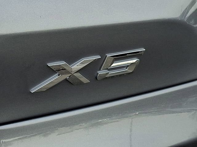New 2026 BMW X5 xDrive40i w/ Climate Comfort Package image 21