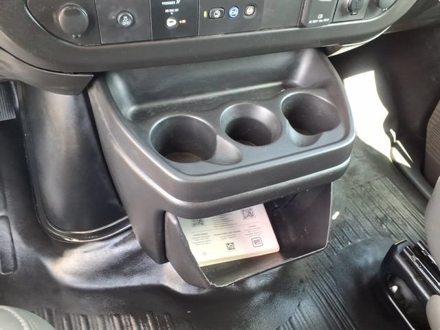 Used 2023 Chevrolet Express 3500 w/ Driver Convenience Package RWD image 22