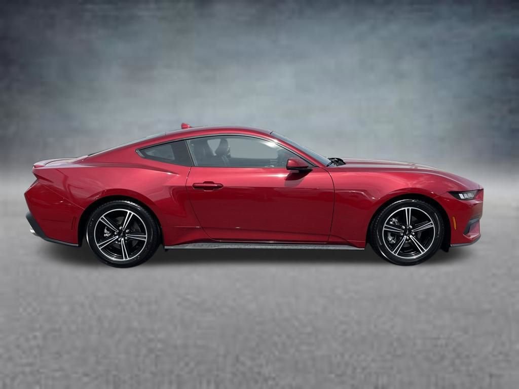 Used 2024 Ford Mustang Premium image 4