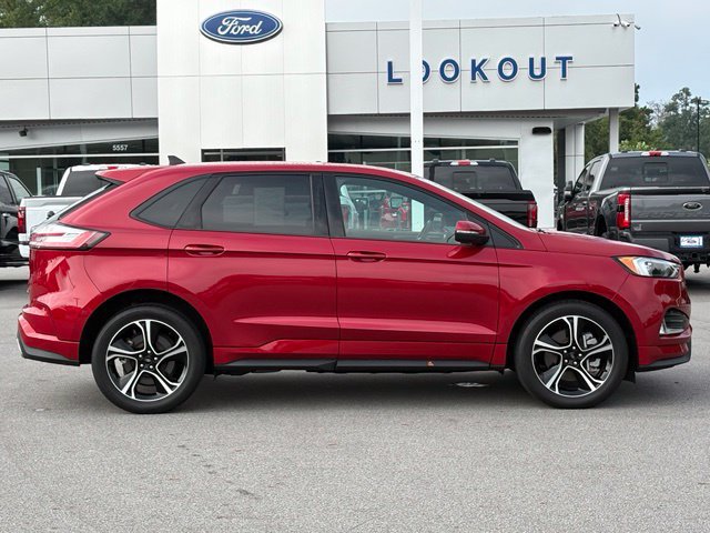 Used 2023 Ford Edge ST AWD/4WD image 6