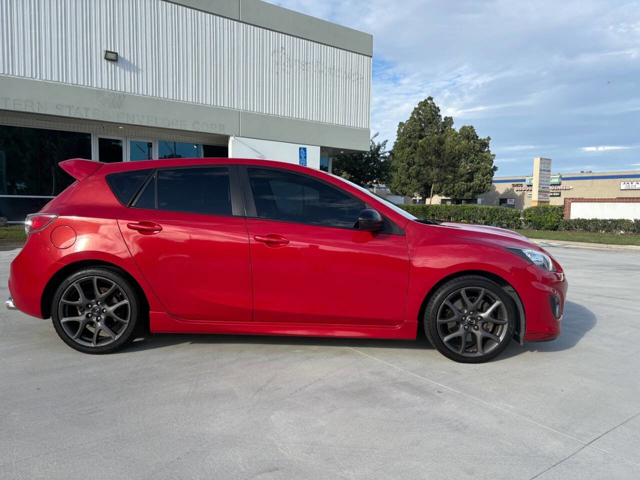 Used 2013 MAZDA MAZDA3 Touring image 4