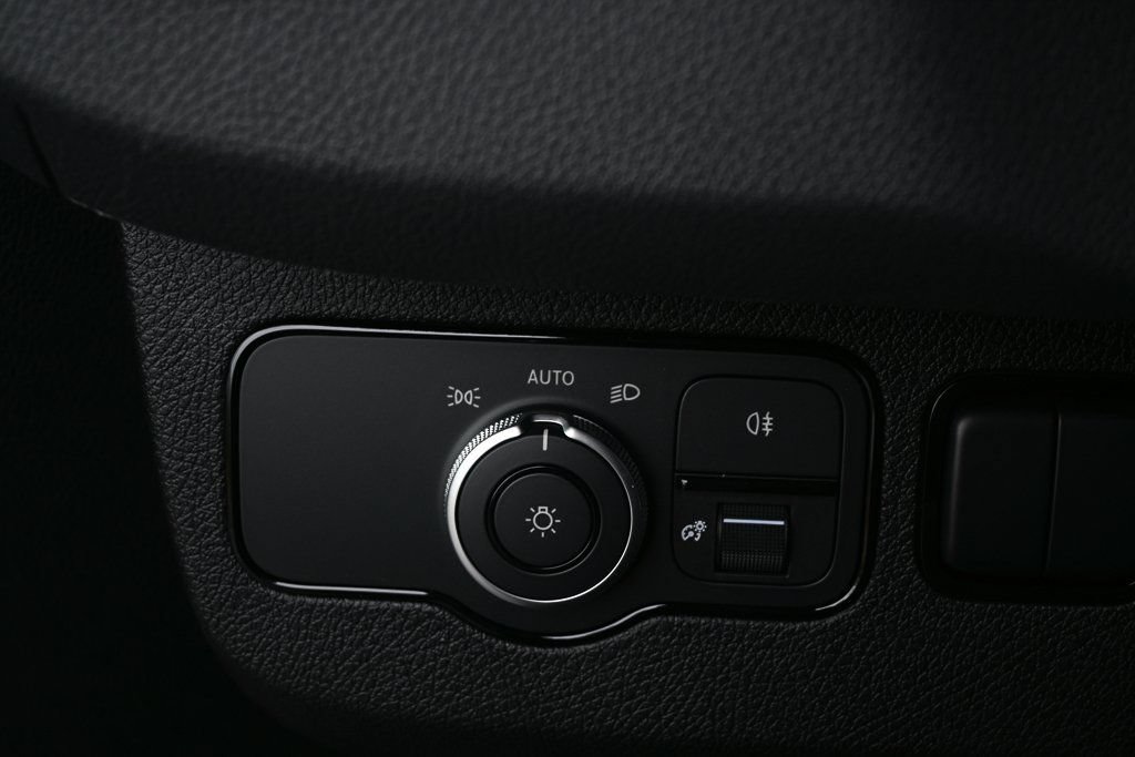 Used 2026 Mercedes-Benz Sprinter 3500 image 9