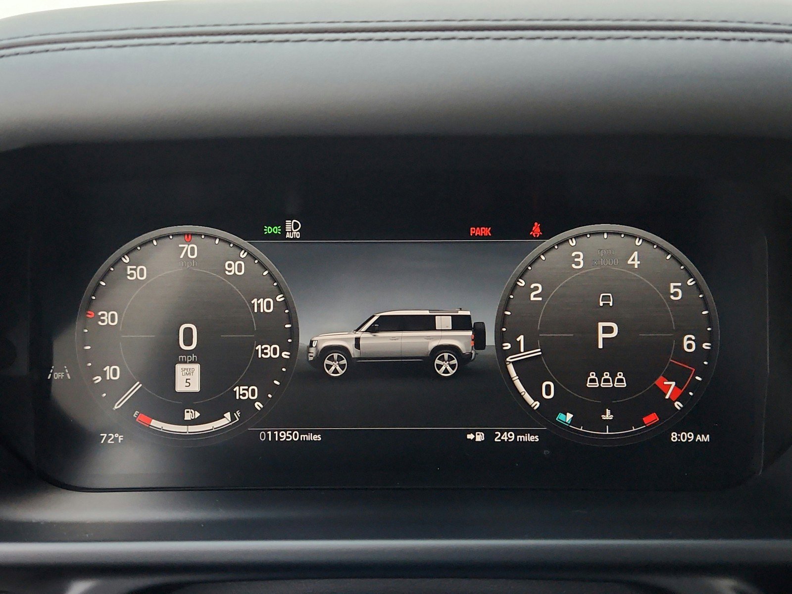 Used 2024 Land Rover Defender 110 V8 image 16