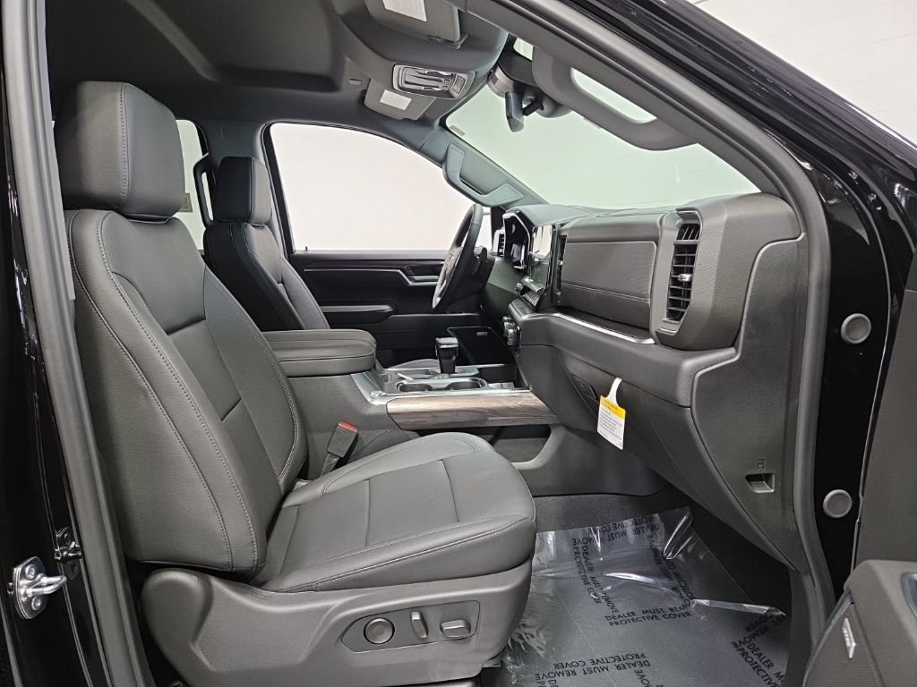 New 2026 Chevrolet Silverado 1500 LTZ AWD/4WD image 10