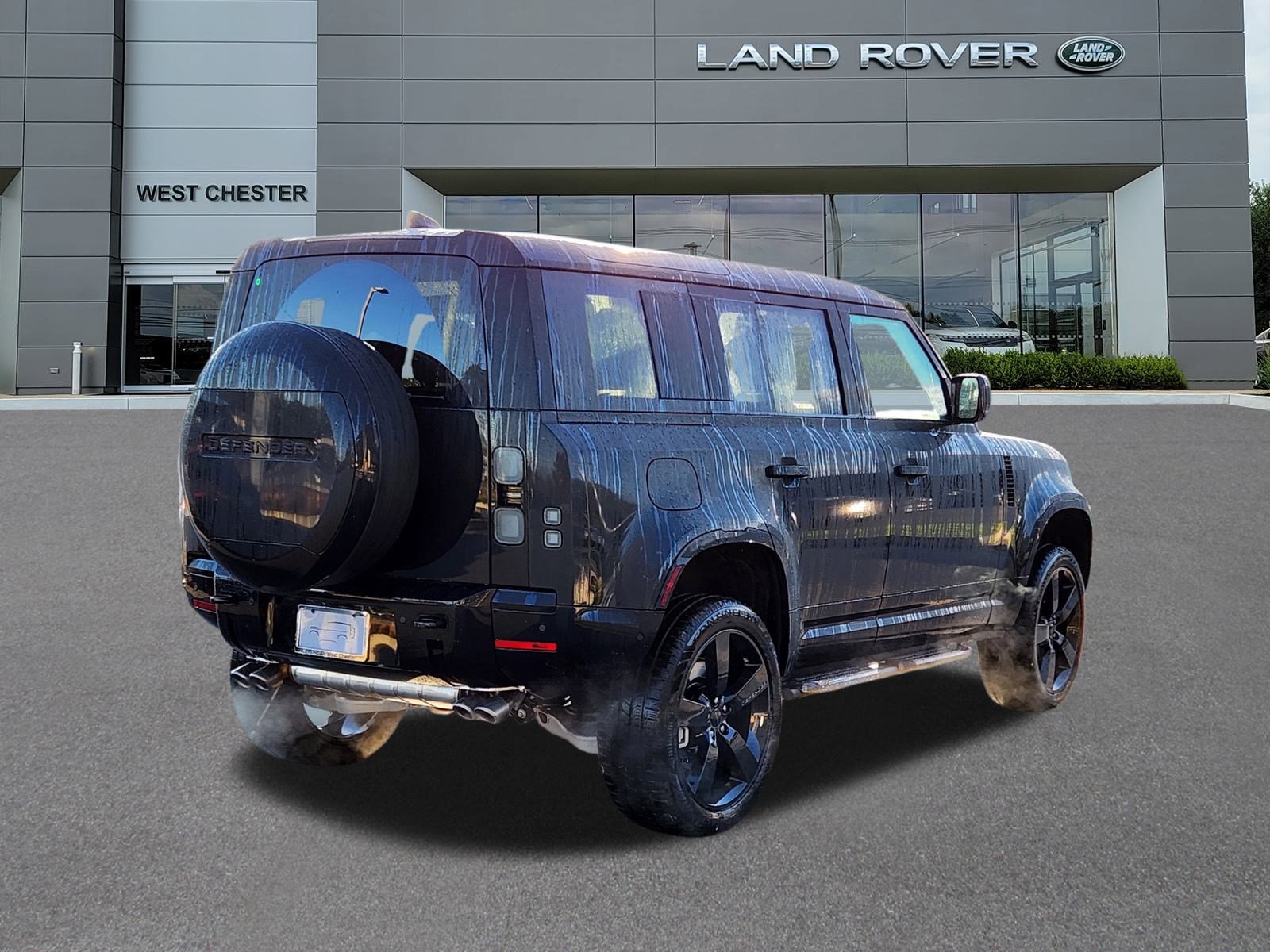 New 2026 Land Rover Defender 110 X-Dynamic SE image 4