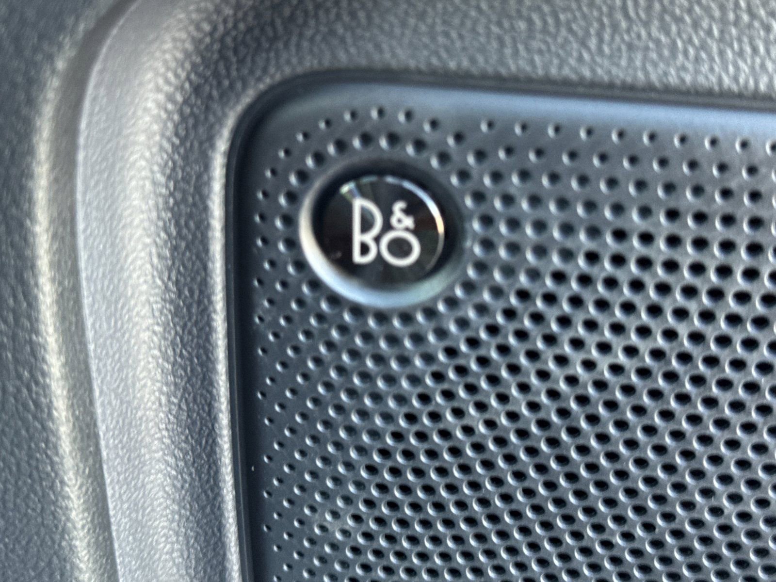 New 2025 Ford Escape Active w/ Active Premium Tech Pack image 20