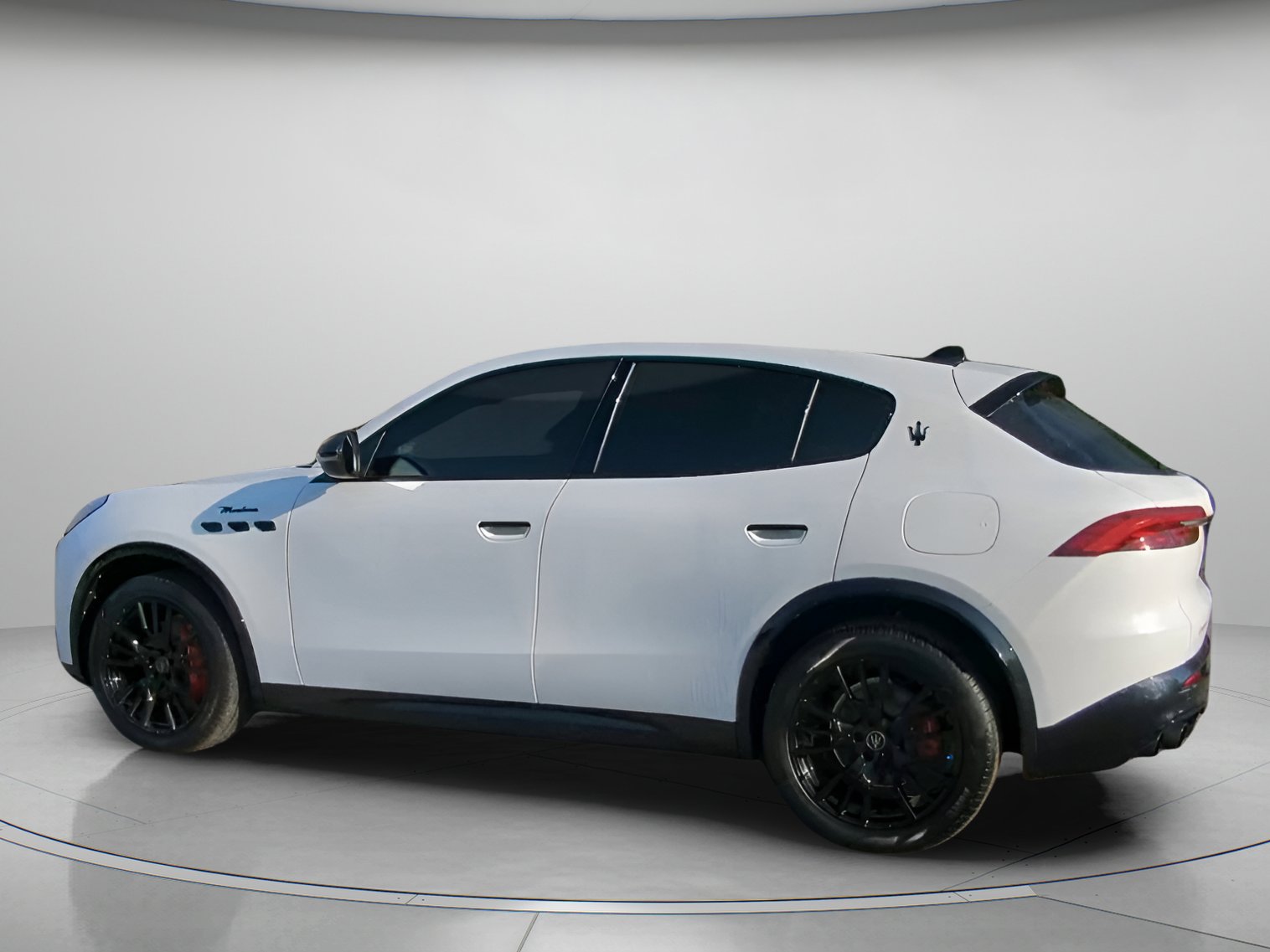 Used 2025 Maserati Grecale Modena AWD/4WD image 18