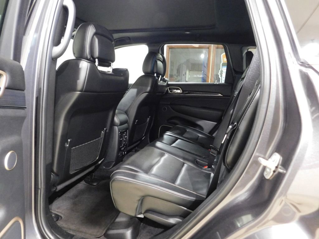 Used 2017 Jeep Grand Cherokee Overland AWD/4WD image 80
