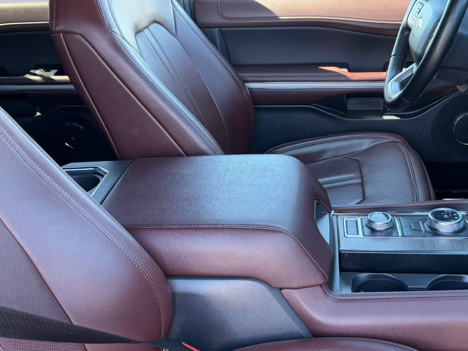 Used 2023 Ford Expedition Max Limited image 10