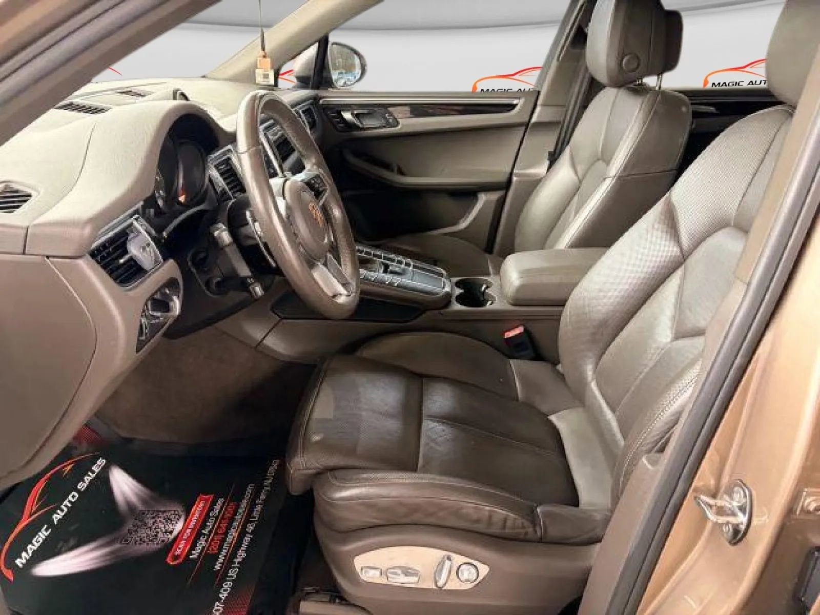 Used 2017 Porsche Macan image 11