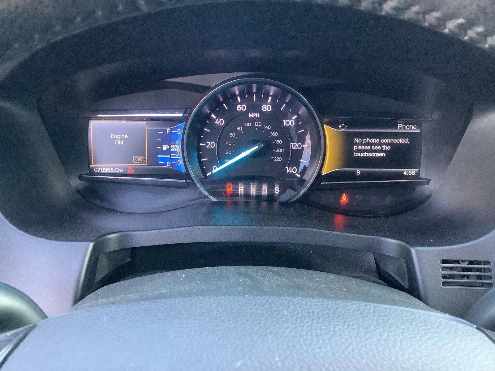 Used 2017 Ford Explorer XLT w/ Equipment Group 202A FWD image 18