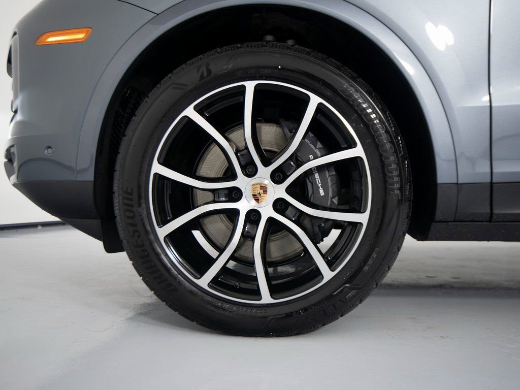 New 2026 Porsche Cayenne image 15