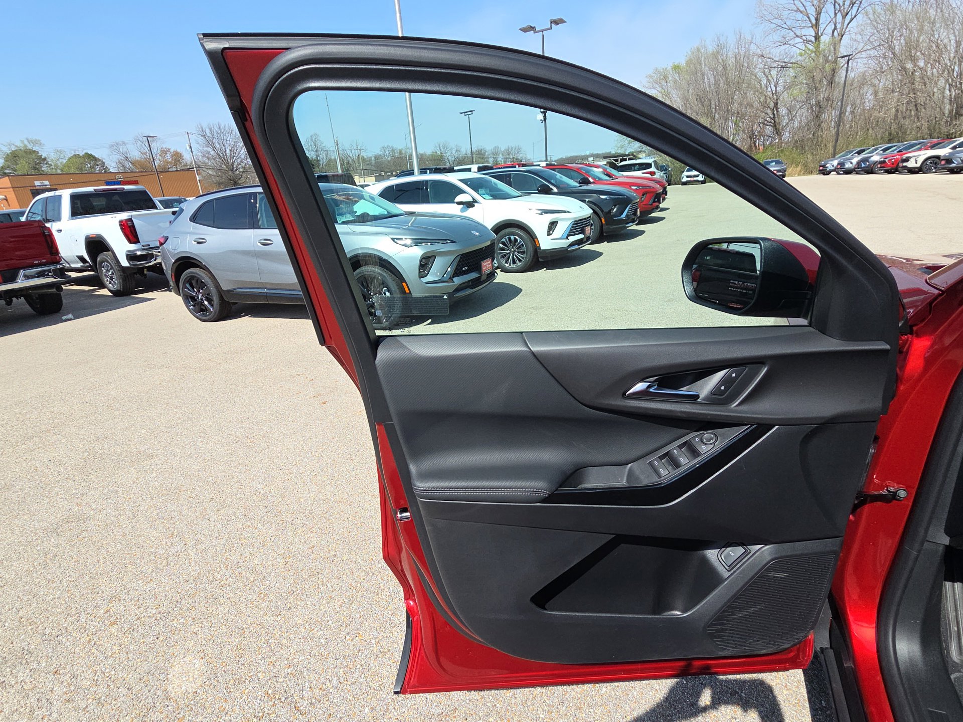 New 2026 Chevrolet Equinox LT w/ Convenience Package II image 12