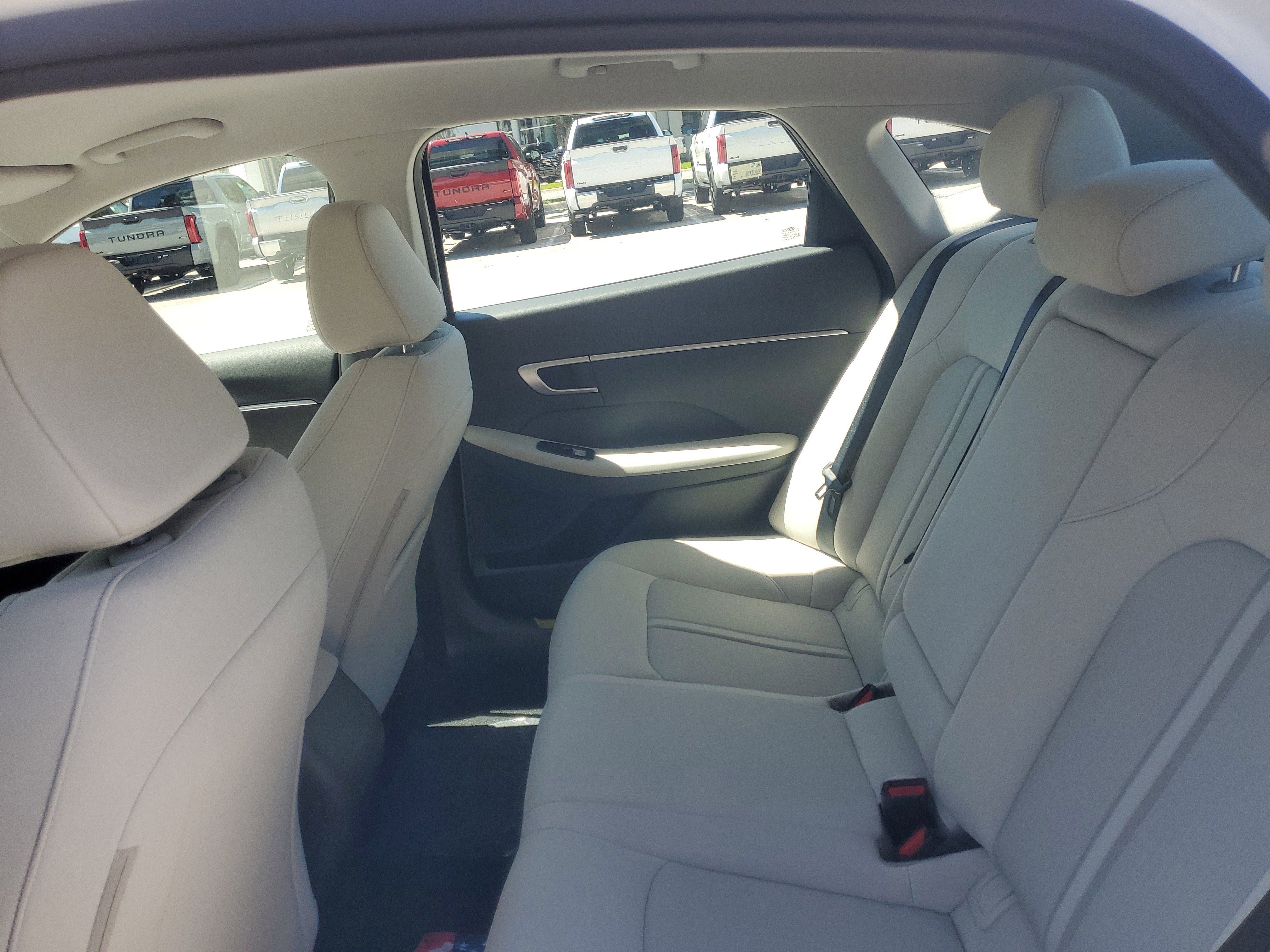 Used 2026 Hyundai Sonata SEL FWD image 11