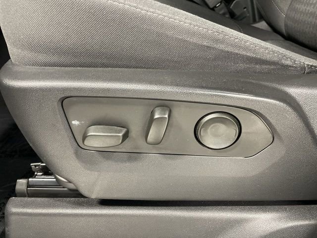 Used 2023 Chevrolet Silverado 1500 LT image 12