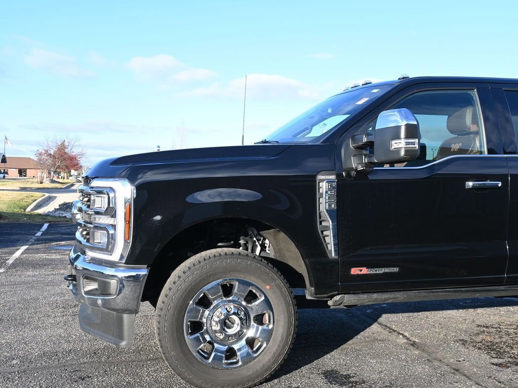 Used 2025 Ford F350 King Ranch w/ Chrome Package image 56