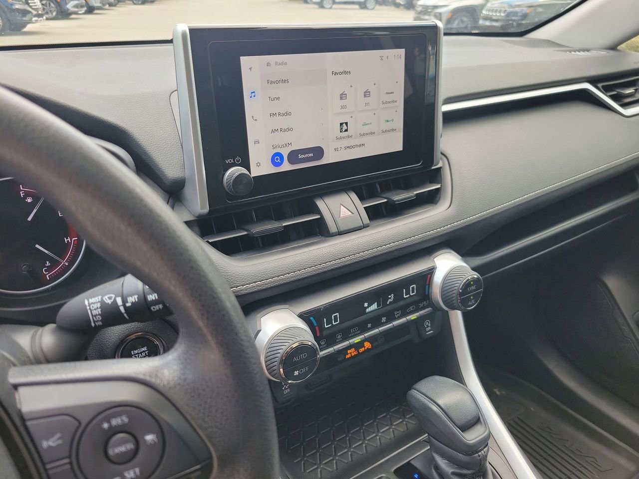 Used 2023 Toyota RAV4 XLE w/ Convenience Package FWD image 25