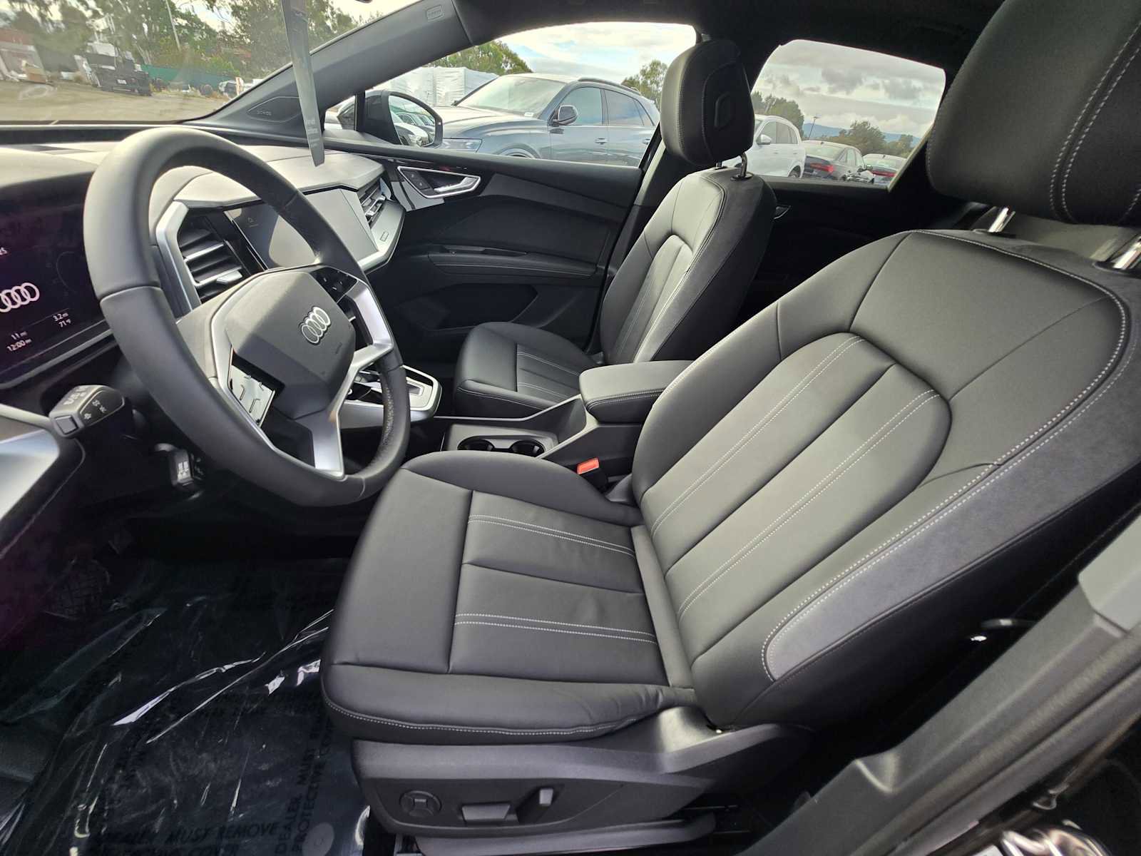 New 2026 Audi Q4 e-tron Premium Plus image 25