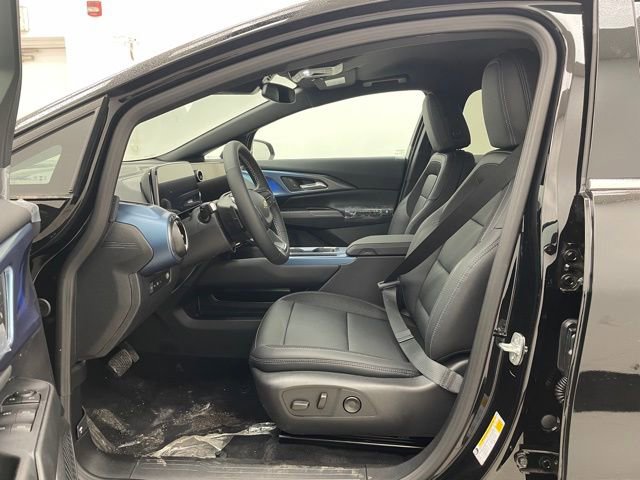 New 2026 Chevrolet Equinox EV LT image 8