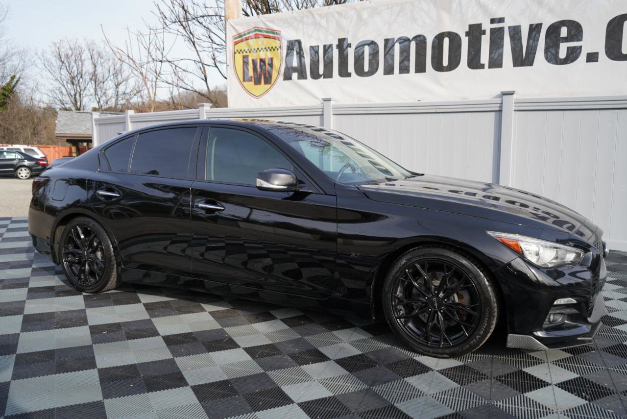 Used 2015 INFINITI Q50 2.0t w/ Moonroof Package image 2