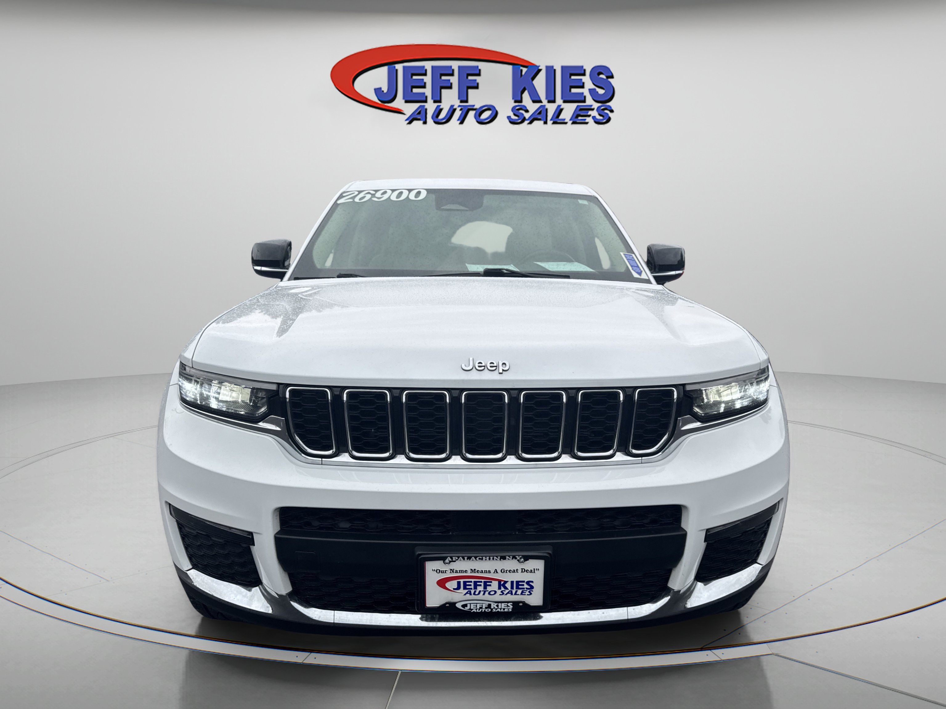 Used 2021 Jeep Grand Cherokee L Limited AWD/4WD image 2