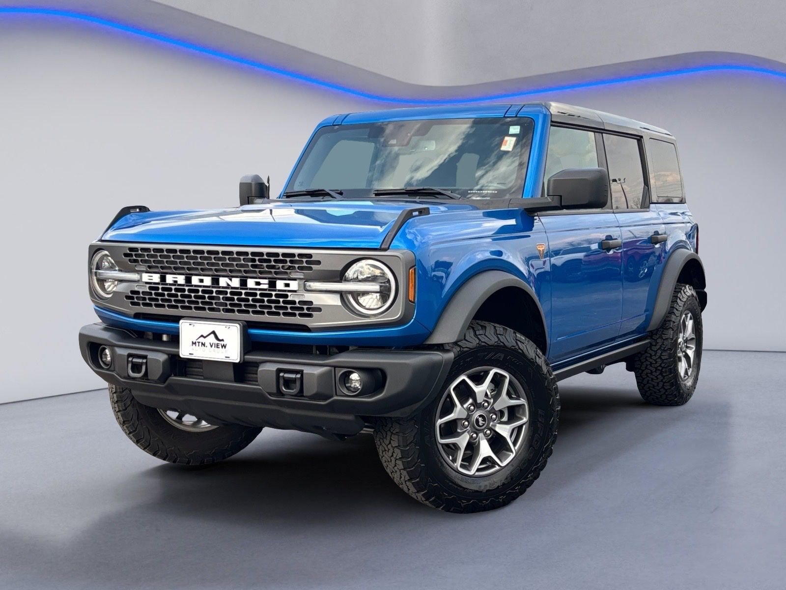 Used 2025 Ford Bronco Badlands video 2