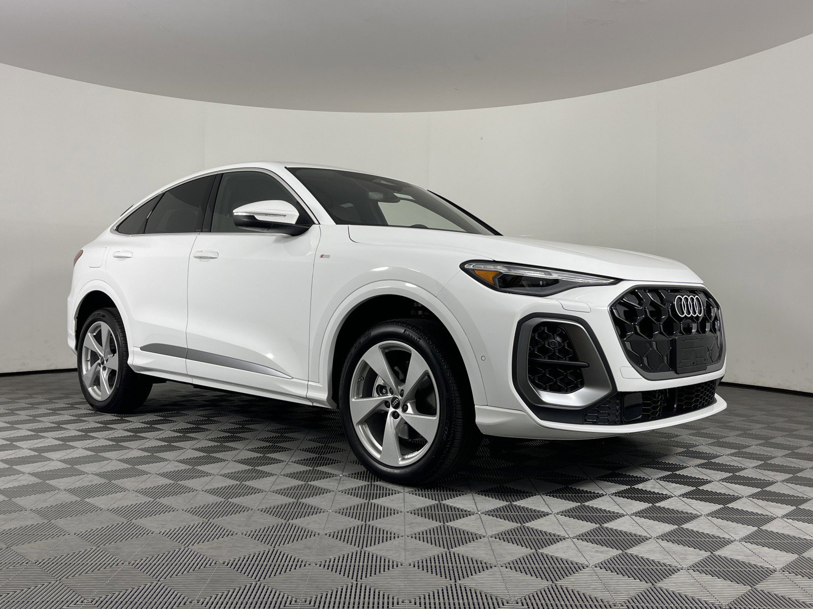 New 2025 Audi Q5 Premium Plus image 20