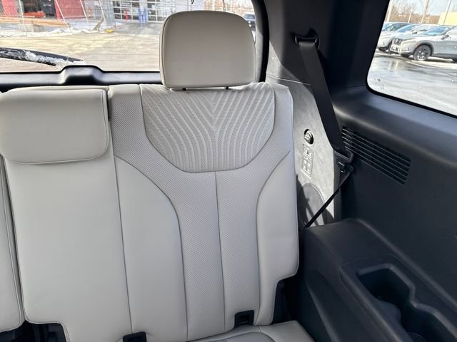 Used 2025 Hyundai Palisade Calligraphy image 25