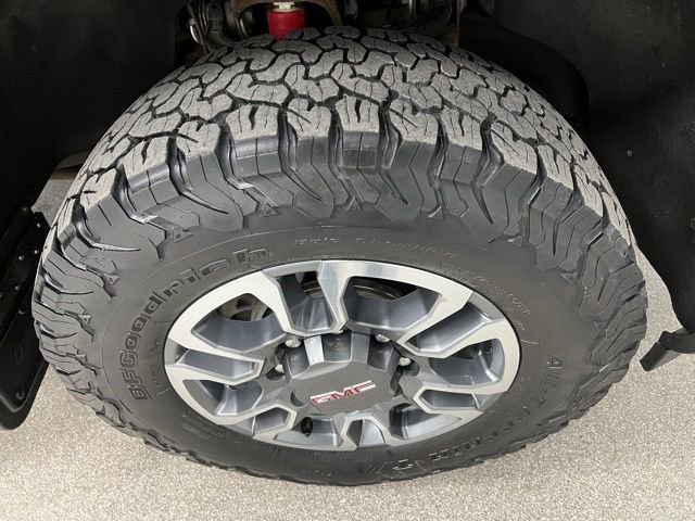 Used 2024 GMC Sierra 3500 SLE image 19