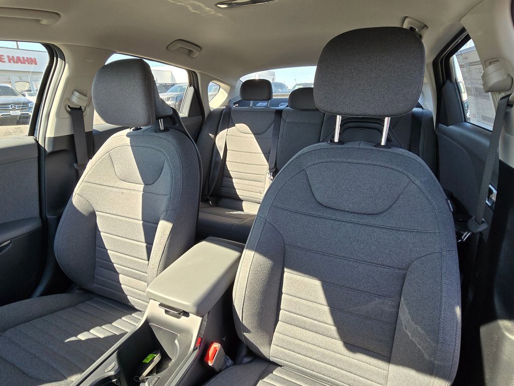 New 2025 Kia K4 EX image 23