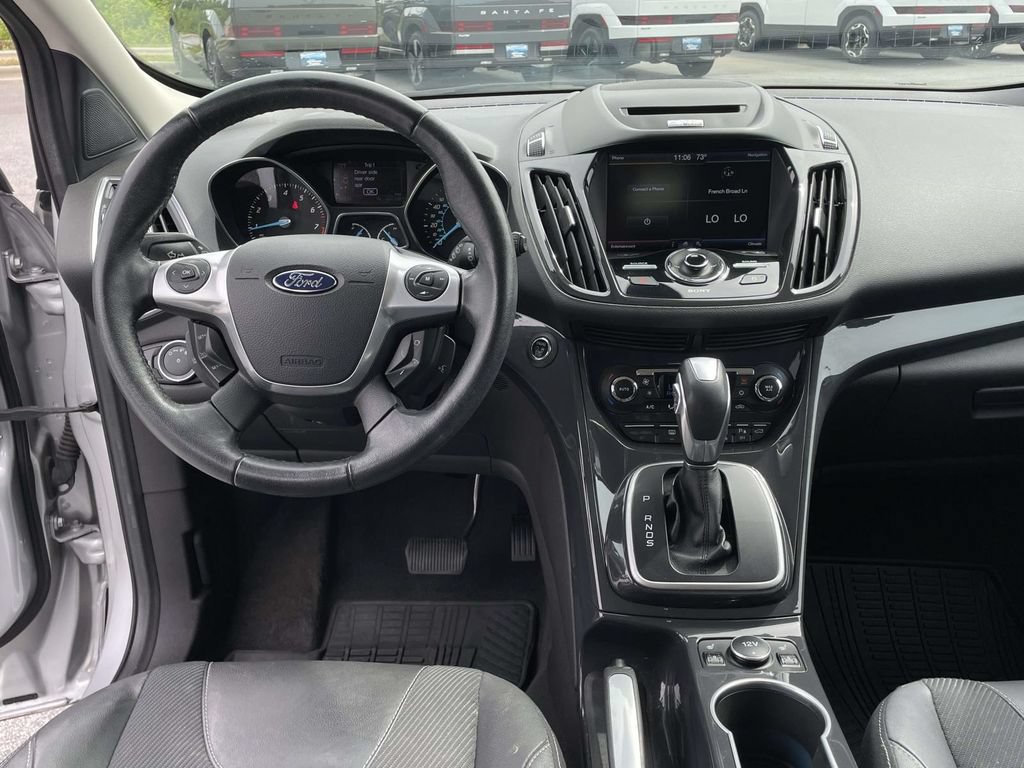 Used 2013 Ford Escape Titanium w/ Parking Technology Pkg AWD/4WD image 4