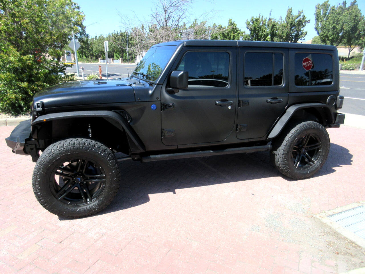Used 2018 Jeep Wrangler Unlimited Sport S