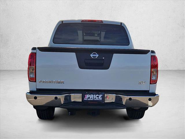 Used 2016 Nissan Frontier SV RWD image 7