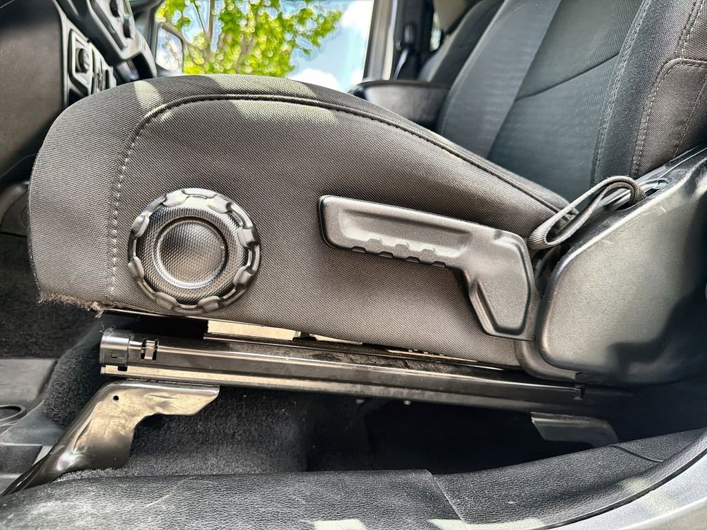 Used 2020 Jeep Wrangler Unlimited Sport S image 14