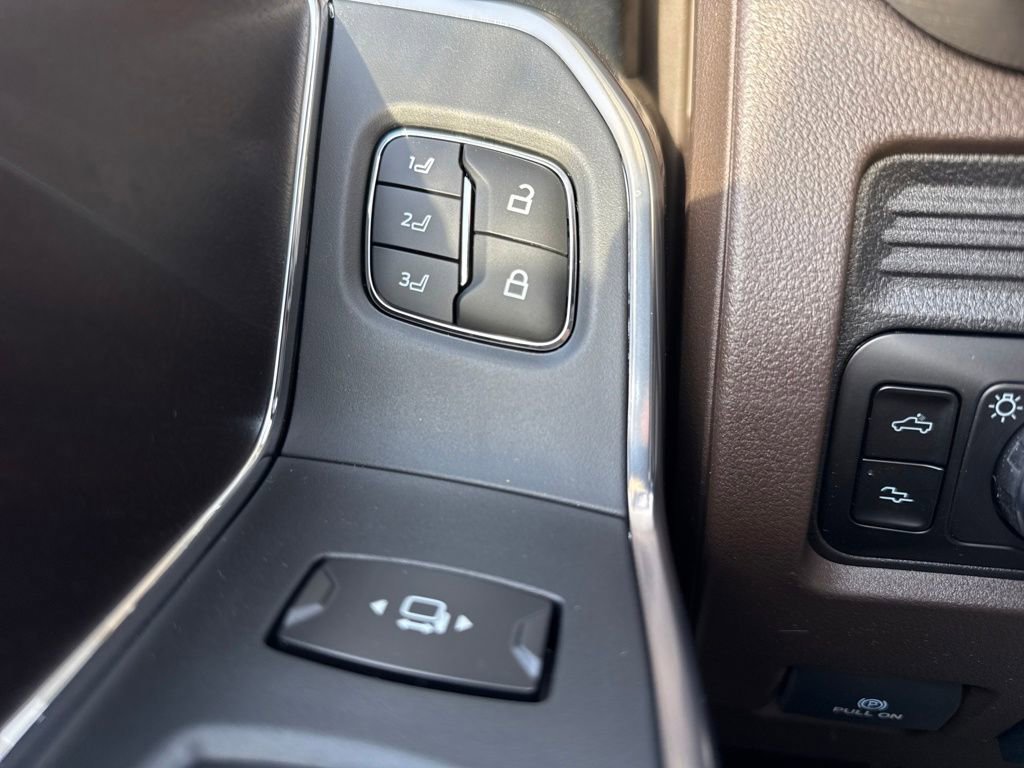 New 2026 Ford F350 King Ranch w/ FX4 Off-Road Package image 80