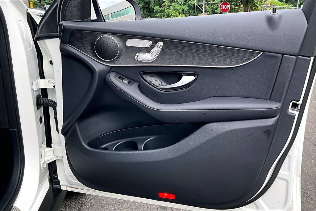 Certified 2022 Mercedes-Benz GLC 300 4MATIC image 19