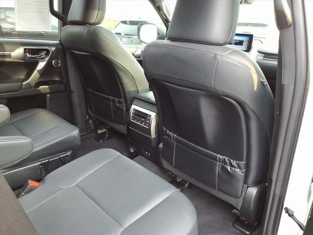 Used 2023 Lexus GX 460 Luxury w/ Sport Design Package AWD/4WD image 25