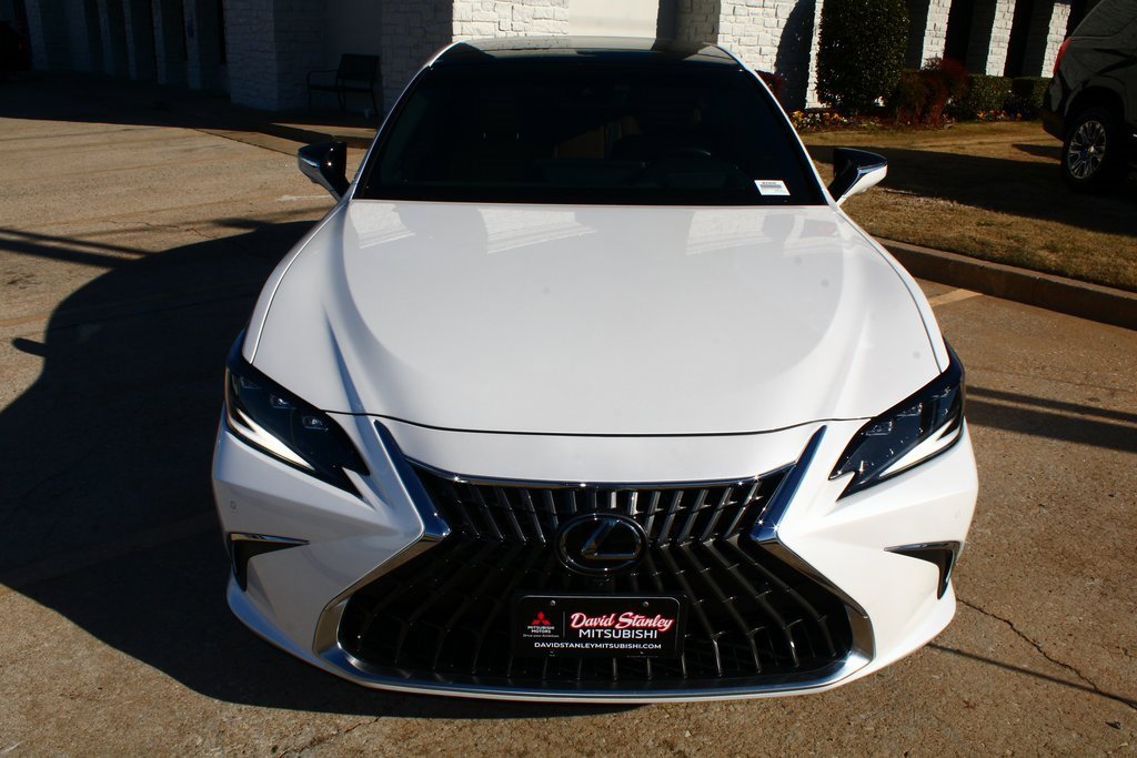 Used 2024 Lexus ES 350 Ultra Luxury image 5