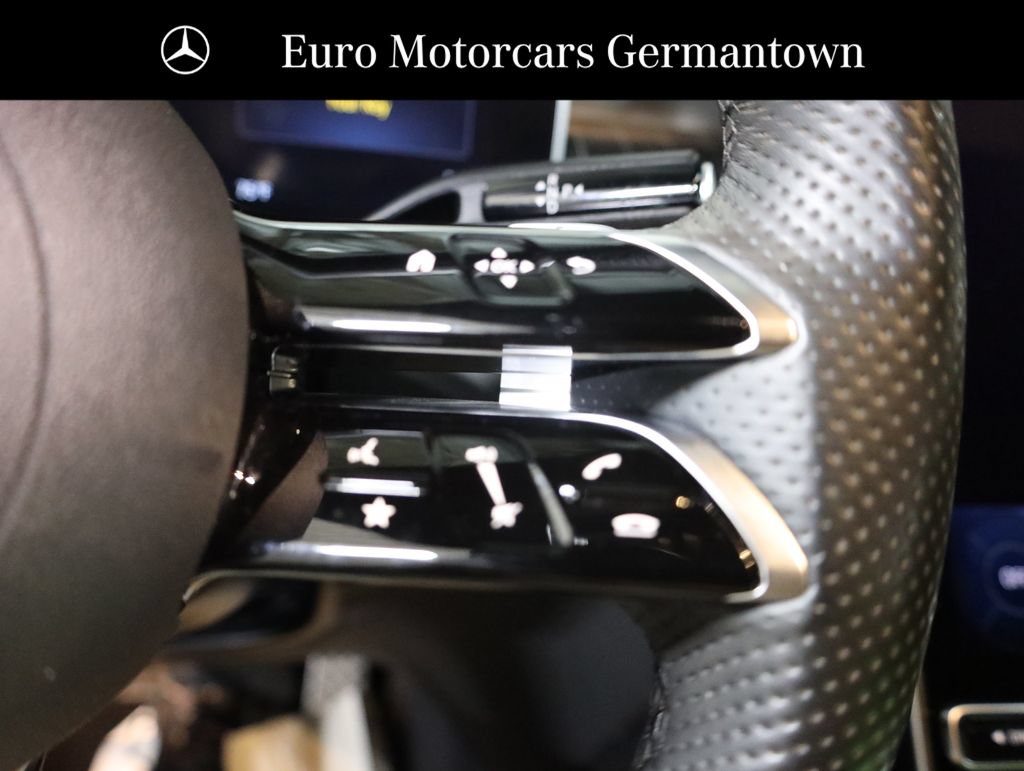 Used 2023 Mercedes-Benz GLC 300 4MATIC w/ AMG Line image 15