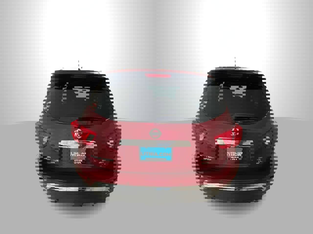 Used 2018 Nissan Pathfinder SV image 7