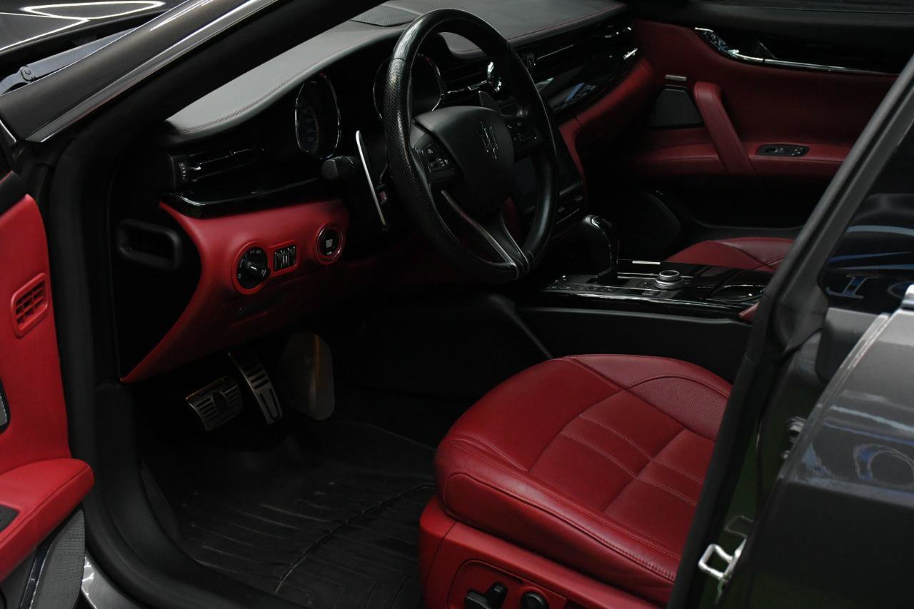 Used 2017 Maserati Quattroporte GTS GranSport RWD image 23