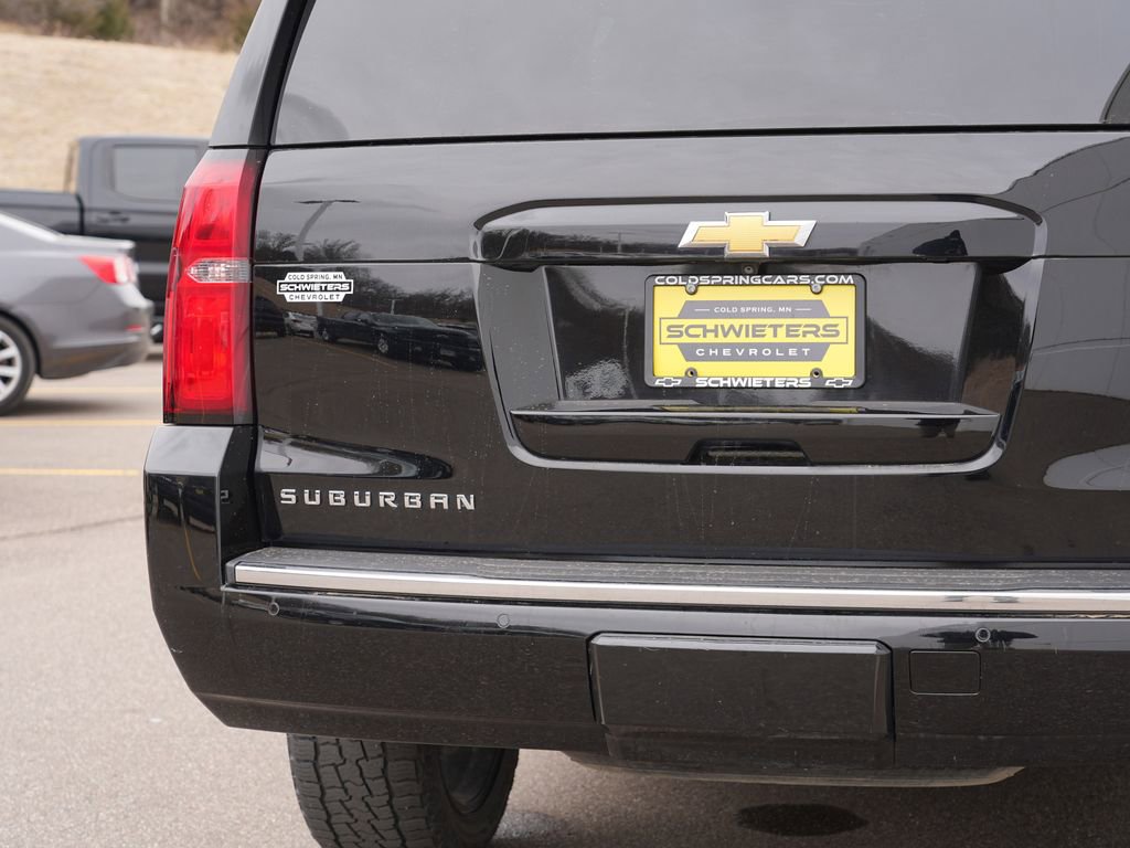 Used 2017 Chevrolet Suburban Premier image 10