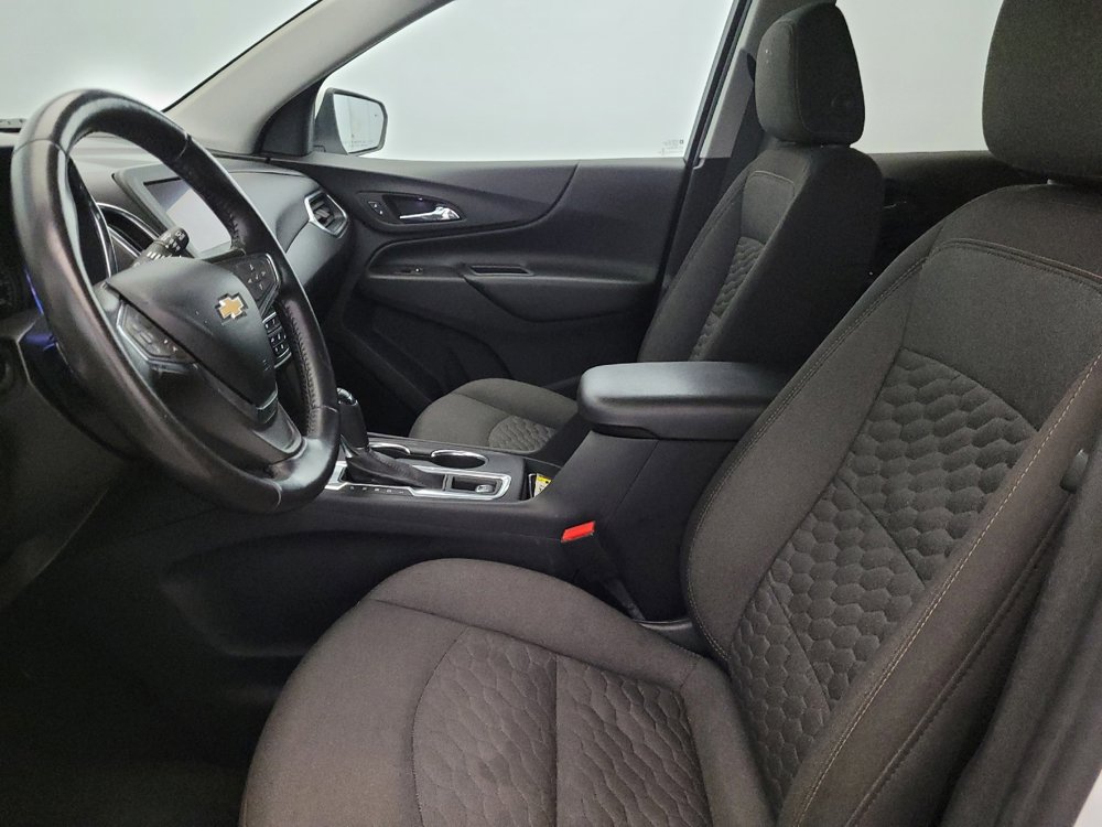 Used 2020 Chevrolet Equinox LT AWD/4WD image 17