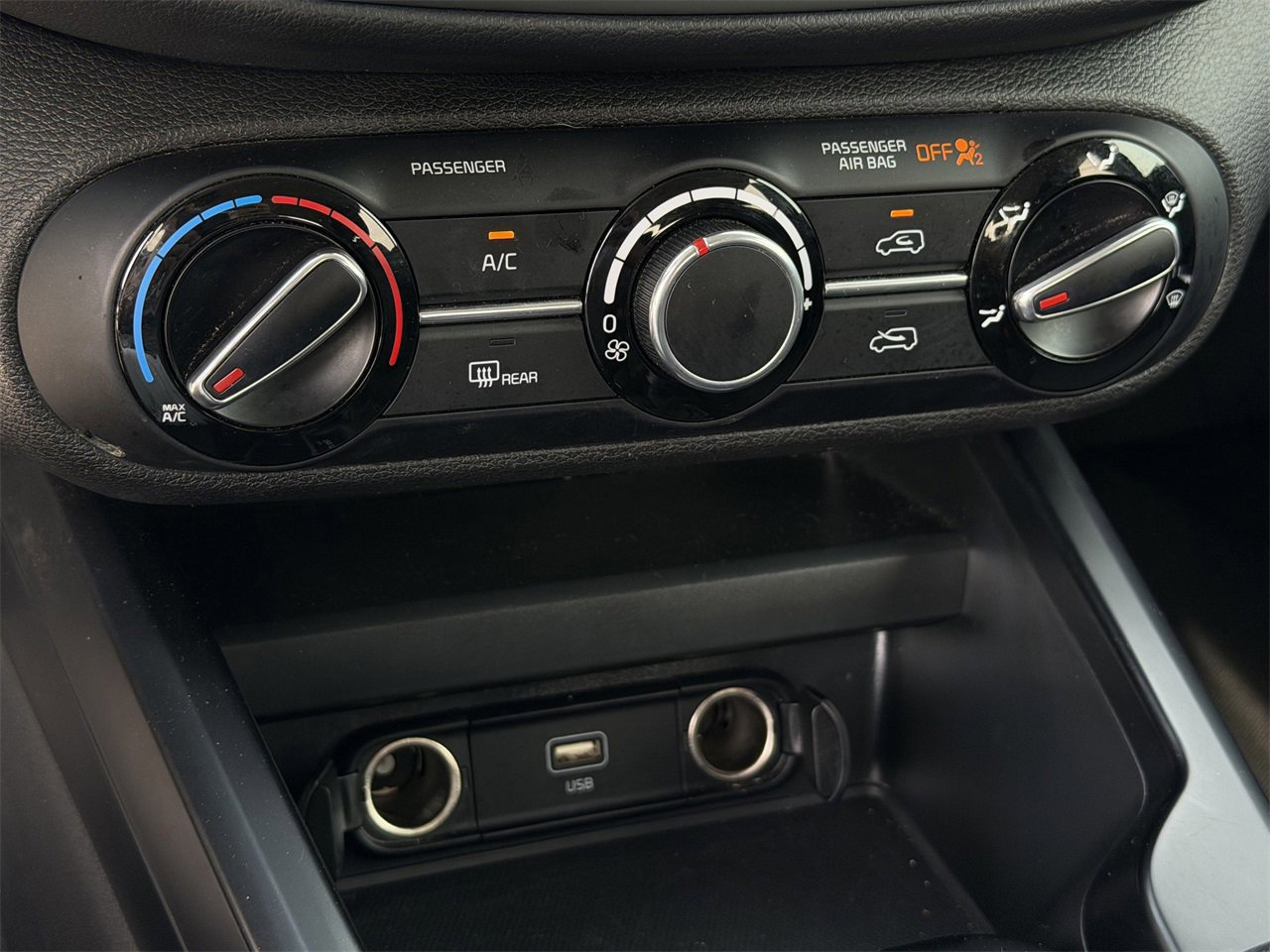 Used 2024 Kia Soul LX w/ Option Group 015 image 19