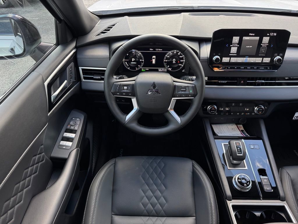 New 2025 Mitsubishi Outlander SEL Black Edition AWD/4WD image 18